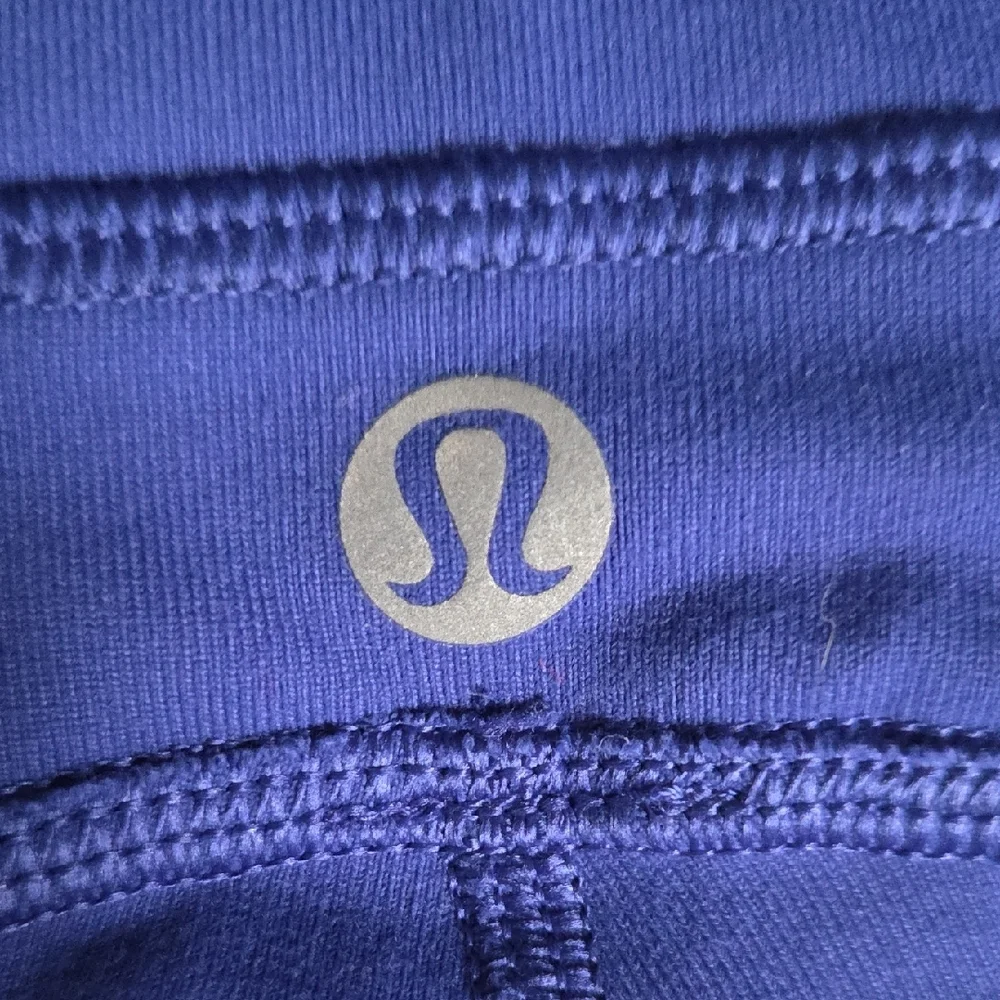 lululemon athletica Blue Free Flow crop Leggings Size 4 - Picture 3 of 5